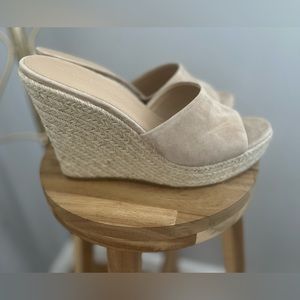 Veronica Beard Dali Suede Heels ~ Size 10